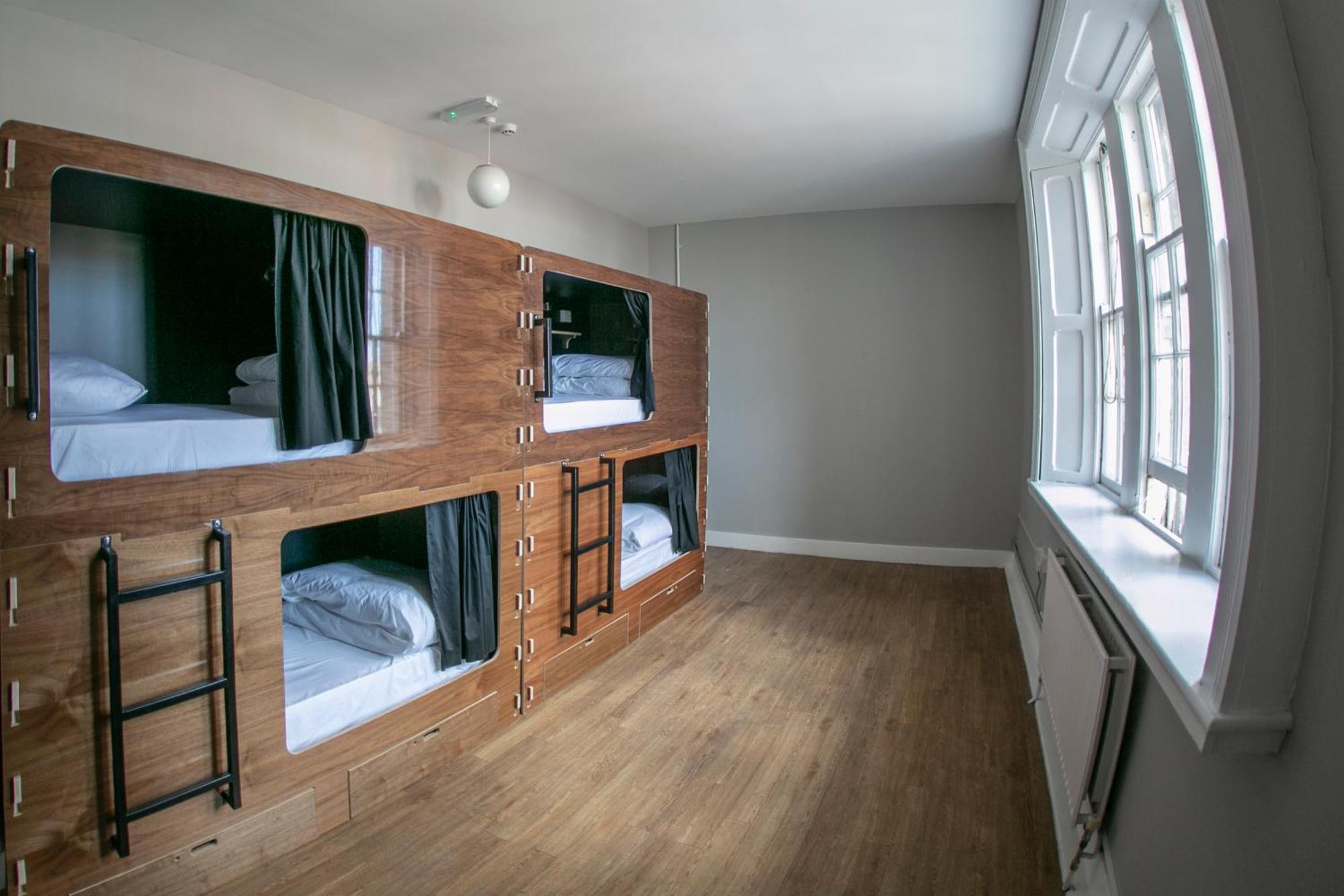 Leevin Hostel Mountjoy Dublin Ngoại thất bức ảnh